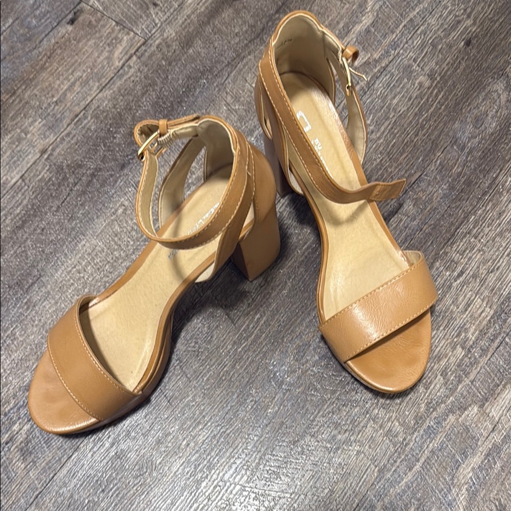 CL by Chinese Laundry Tan Block Heel Sandals